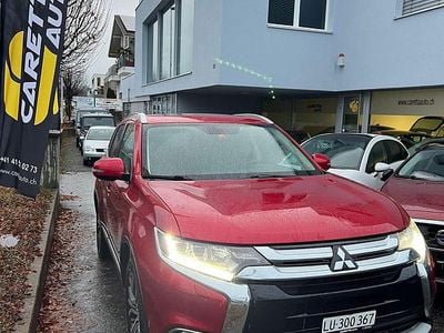 Gebraucht 2016 Mitsubishi Outlander SUV | CHF 13’600 (Etwas zu teuer)