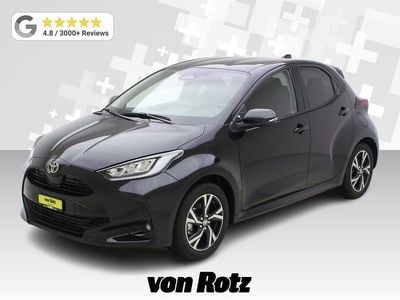Neu 2025 Toyota Yaris Hybrid Plus Limousine | CHF 30’990 (Teuer)