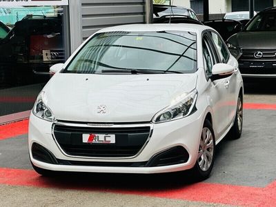 Gebraucht Peugeot 208 82 PS (60 kW) 2018 Kleinwagen