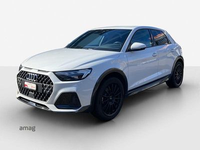 Gebraucht Audi A1 Attraction 110 PS (80 kW) 2022 Gletscherweissgletscherweiss SUV