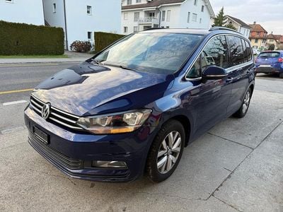 Gebraucht 2016 VW Touran Comfortline Van / Kleinbus | CHF 8’900 (Etwas zu teuer)