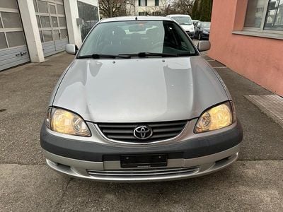 Gebraucht Toyota Avensis Sol 150 PS (110 kW) 2001 Kleinwagen