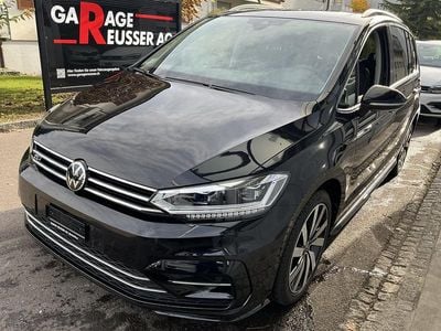 Schwarz Gebraucht 2024 VW Touran Highline Van / Kleinbus | CHF 37’900 (Etwas zu teuer)
