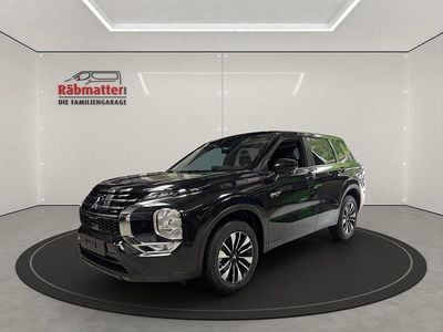 Neu Mitsubishi Outlander P-HEV Invite 306 PS (225 kW) 2025 Schwarz SUV