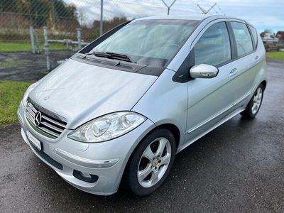 Mercedes A200