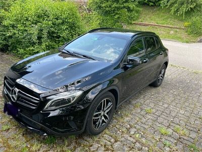 Mercedes GLA200