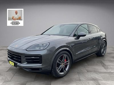 Gebraucht Porsche Cayenne S E-Hybrid 519 PS (381 kW) 2024 SUV