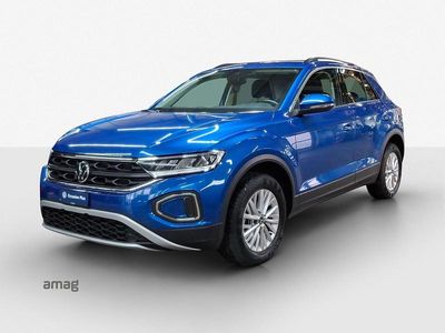 Ravenna blue metallic Gebraucht 2024 VW T-Roc Life SUV | CHF 26’990 (Fairer Preis)