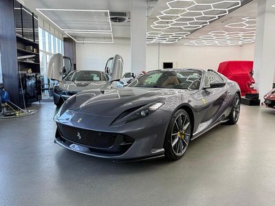 Gebraucht Ferrari 812 796 PS (585 kW) 2023 Grau Cabrio