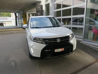 Gebraucht Suzuki Vitara 116 PS (85 kW) 2024 Weiss SUV