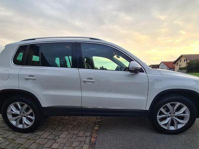 Gebraucht 2011 VW Tiguan Sport SUV | CHF 9’950 (Etwas zu teuer)