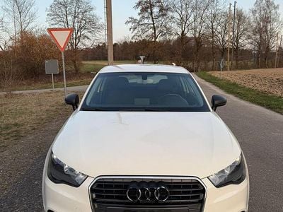 Gebraucht Audi A1 Attraction 86 PS (63 kW) 2012 Kleinwagen