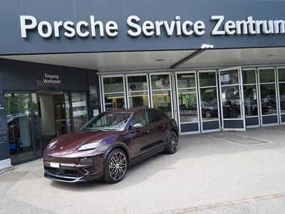 Braun Gebraucht 2025 Porsche Macan Turbo SUV | CHF 139’998