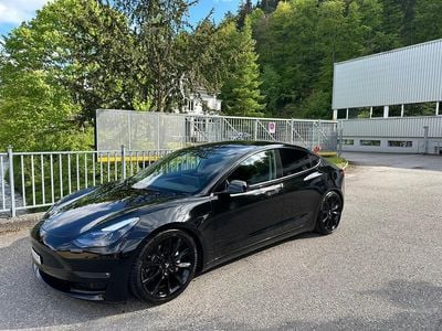 Gebraucht 2022 Tesla Model 3 Long Range AWD Limousine | CHF 26’999 (Etwas zu teuer)