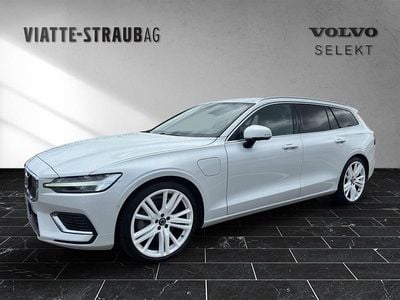 Weiss Gebraucht 2020 Volvo V60 Business Edition Kombi | CHF 32’900 (Fairer Preis)