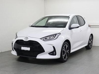 Weiss Neu 2026 Toyota Yaris Hybrid Trend Limousine | CHF 27’200 (Fairer Preis)