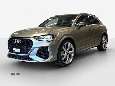 Gebraucht Audi RS Q3 Ambiente 400 PS (294 kW) 2021 Sonderlackierung/karatbeige met. SUV