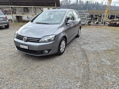 Gebraucht 2010 VW Golf Plus Cross Comfortline Van / Kleinbus | CHF 10’500 (Etwas zu teuer)