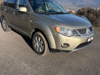 Gebraucht 2008 Mitsubishi Outlander Intense SUV | CHF 6’500 (Etwas zu teuer)