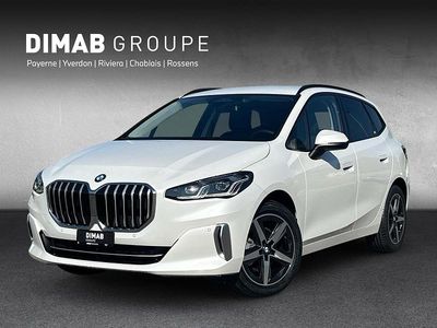 Neu BMW 220 Active Tourer Luxury Line 170 PS (125 kW) 2025 Weiss Van / Kleinbus