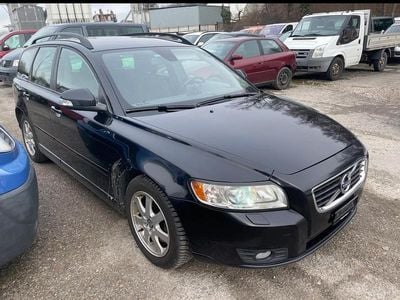 Gebraucht 2011 Volvo V50 Summum Kombi | CHF 2’200