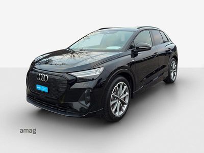 Gebraucht Audi Q4 e-tron Basis 150 kW (204 PS) 2021 Mythosschwarz metallic SUV