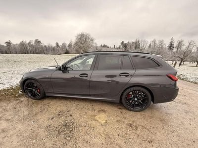 Gebraucht BMW 330 M Sport 285 PS (209 kW) 2021 Kombi