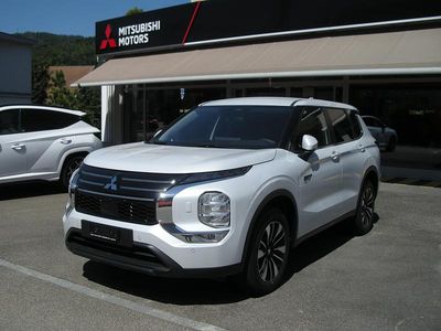 Neu Mitsubishi Outlander P-HEV Intense 306 PS (225 kW) 2025