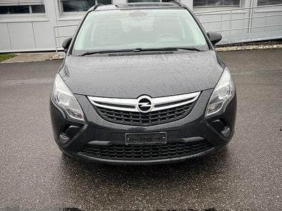 Gebraucht 2015 Opel Zafira Tourer Cosmo Van / Kleinbus | CHF 3’800 (Etwas zu teuer)