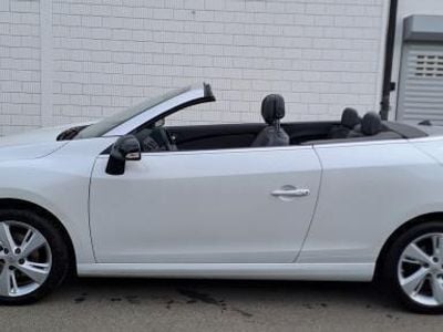 Weiss Gebraucht 2014 Renault Mégane Cabriolet Dynamique Cabrio | CHF 14’500