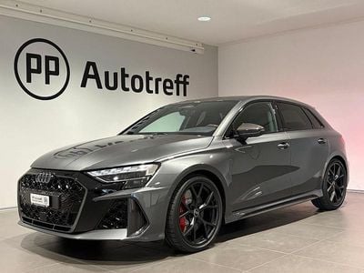 Grau Neu 2025 Audi RS3 Ambiente Limousine | CHF 88’900