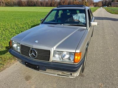 Gebraucht Mercedes 190 122 PS (89 kW) 1986 Limousine