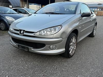 Gebraucht 2004 Peugeot 206 CC Roland Garros Cabrio | CHF 1’800 (Etwas zu teuer)