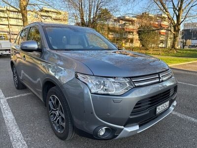 Gebraucht 2015 Mitsubishi Outlander P-HEV | CHF 9’600 (Teuer)