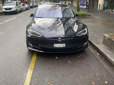 Gebraucht 2017 Tesla Model S Kleinwagen | CHF 21’500 (Teuer)