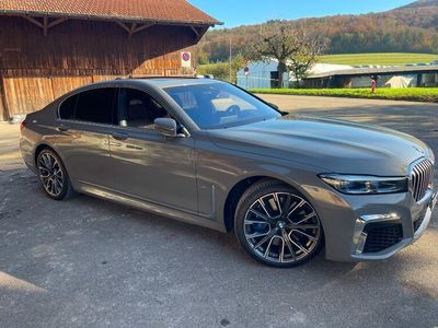 BMW 750