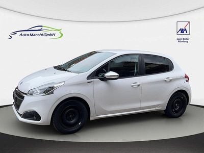 Gebraucht Peugeot 208 Signature Sky 82 PS (60 kW) 2019 Kleinwagen