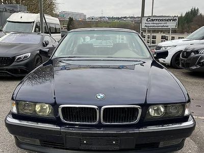 BMW 740