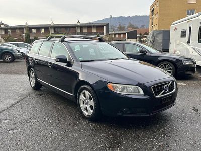 Gebraucht Volvo V70 Momentum 205 PS (150 kW) 2009 Kombi