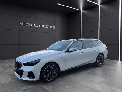Weiss Neu 2025 BMW 550e Comfort Edition Kombi | CHF 115’400 (Fairer Preis)