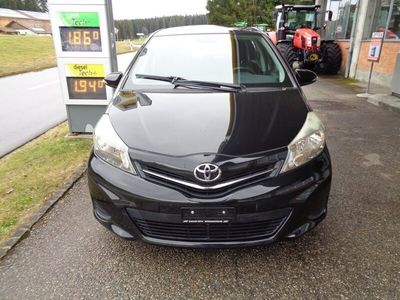 gebraucht Toyota Yaris 1.33 Luna