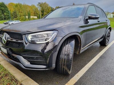 Mercedes GLC300