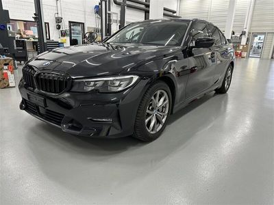 gebraucht BMW 330 i