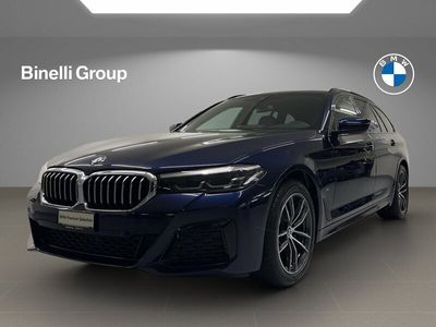 Blau Gebraucht 2024 BMW 520 M Sport Kombi | CHF 52’900 (Teuer)