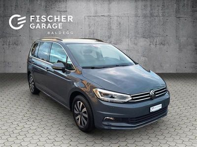 Gebraucht 2023 VW Touran Comfortline Van / Kleinbus | CHF 34’900 (Etwas zu teuer)