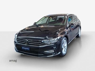 Gebraucht VW Passat Elegance 200 PS (147 kW) 2023 Deep black nacré Kombi