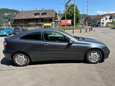 Gebraucht Mercedes C200 163 PS (119 kW) 2005