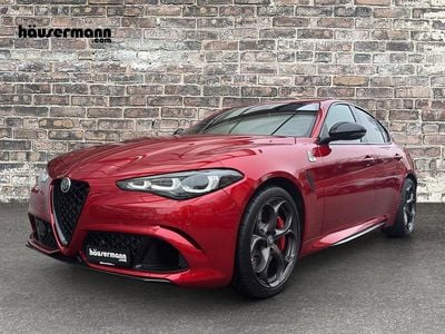 Rot Neu 2025 Alfa Romeo Giulia Quadrifoglio Limousine | CHF 110’900 (Etwas zu teuer)