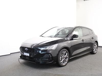 Schwarz Gebraucht 2023 Ford Focus ST-Line Limousine | CHF 20’990 (Fairer Preis)