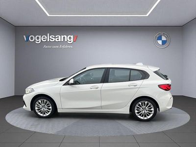 Weiss Gebraucht 2023 BMW 120 Advantage Kleinwagen | CHF 25’500 (Fairer Preis)